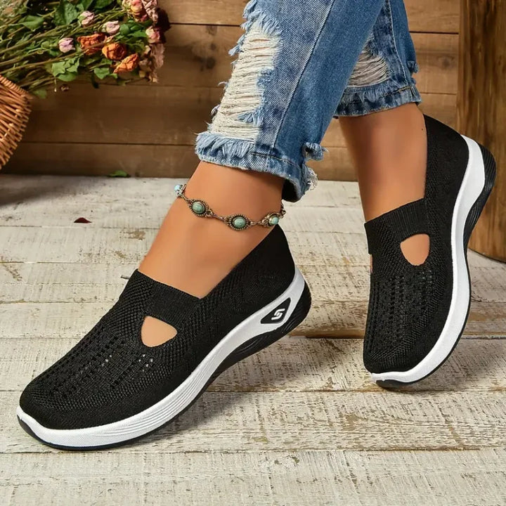 Hazel – Lightweight Orthopaedic Travel Shoes for Women – Black
