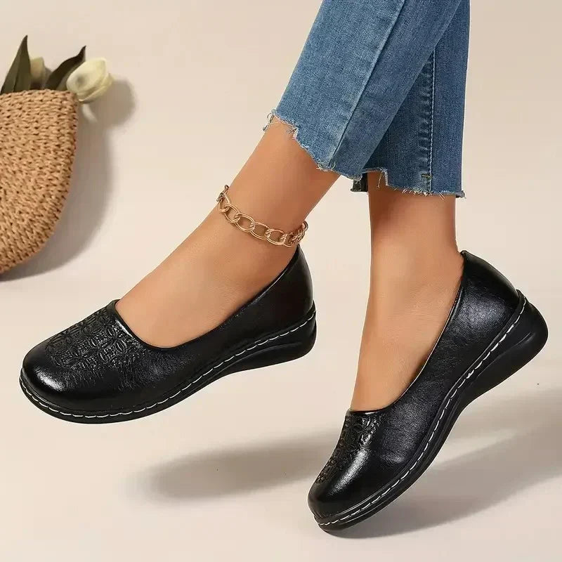 Ginevra – Breathable Wide Fit Comfort Shoes for Women – Black