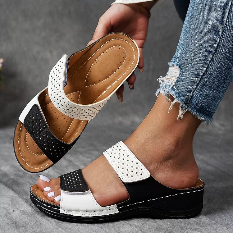 Sable – Wide Fit Orthopaedic Comfort Slides for Women – Black & White