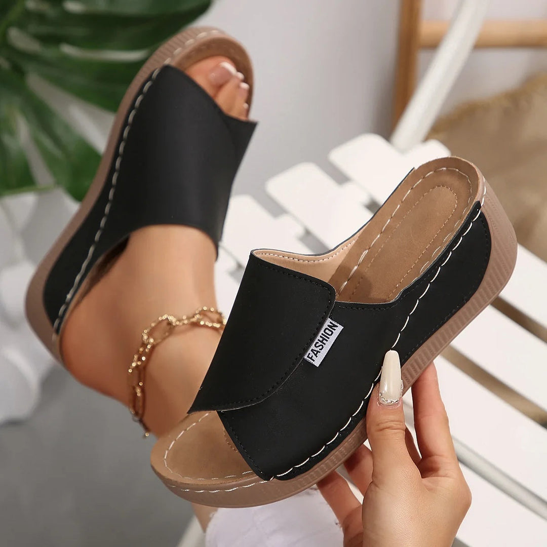 Harper – Wide Fit Summer Orthopaedic Sandals for Women – Black