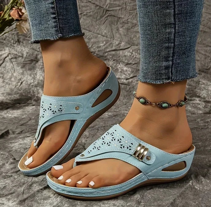 Odette – Outdoor Grip Wide Fit Sandals for Women – Sky Blue
