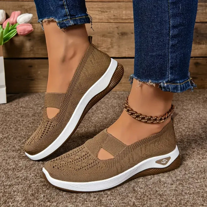 Hazel – Lightweight Orthopaedic Travel Shoes for Women – Brown