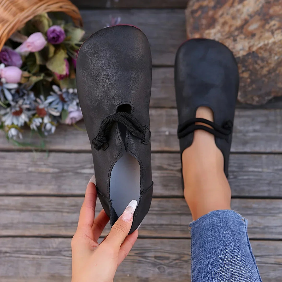 Nyla – Outdoor Grip Wide Fit Sandals for Women – Black