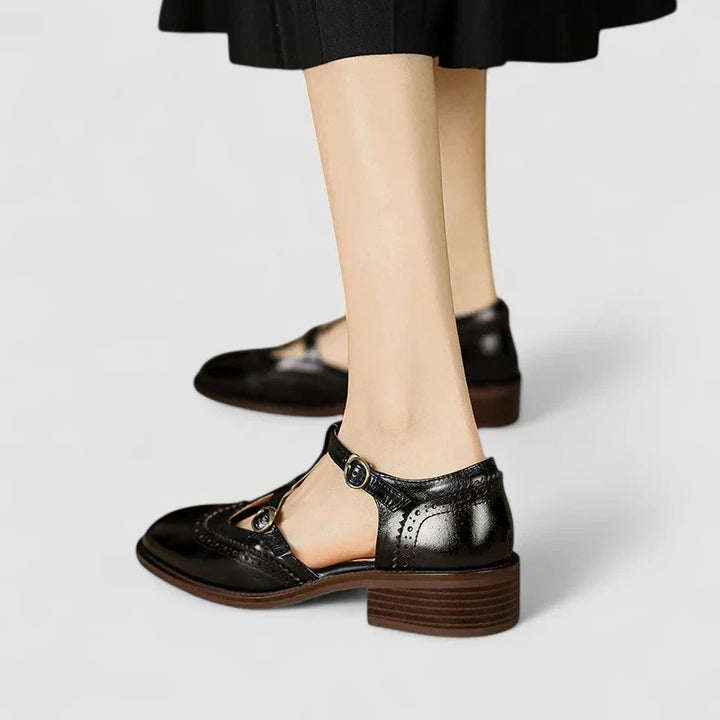 Elowen – Non-Slip Wide Fit Orthopaedic Shoes for Women – Black