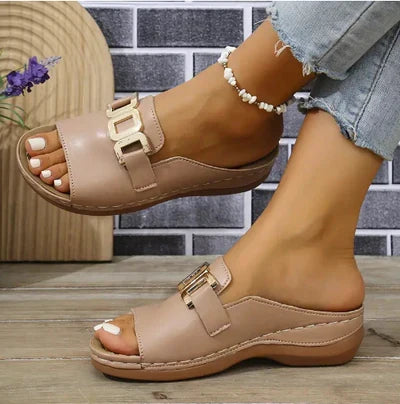 Iona – Wide Toe Box Pressure-Relief Sandals for Women – Nude